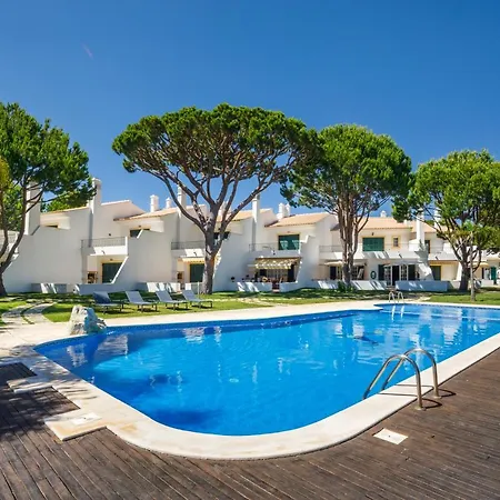 Villa Falesia Sunshine By The Portuguese Butler