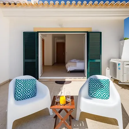 Falesia Sunshine By The Portuguese Butler Villa